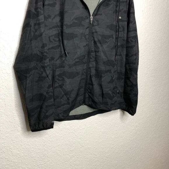 Vuori Outdoor Trainer Shell black gray camo zip front hooded jacket size Small - Picture 3 of 16